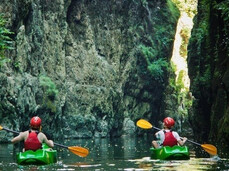 Novella Gorges: Kayak excursion with towing service