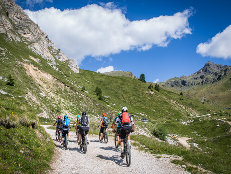 TOUR OF VALBIOLO: ON THE LOOKOUT FOR MARMOTS