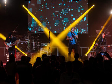 Back to the Stars - Coldplay Tribute Band