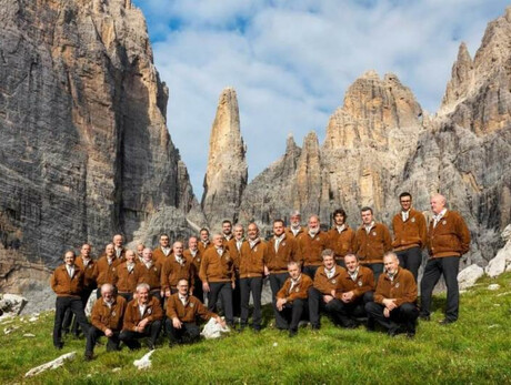 Concert of the mountain choir Campanil bas