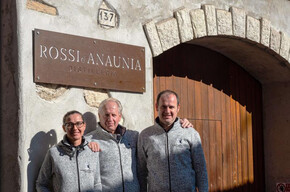 In compagnia dei distillatori alla Distilleria Rossi d'Anaunia