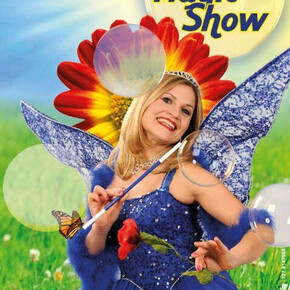 Lilian Magic Show