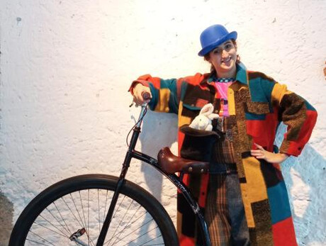 Maki &amp; Sonia Clowns