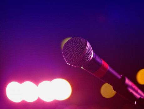 Serata musicale in piazza con Enzo Daldoss