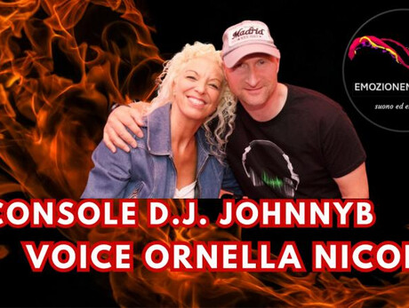 Let's dance with JHONNYB and Ornella Nicolini: discodance from the 80s and 90s and hits from the latest disco seasons.