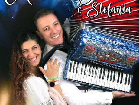 Let's dance with Manuel and Stefania!