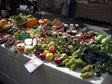 Sommerbauernmarkt in Caldonazzo