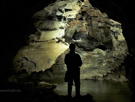 Visita guidata alla grotta del Calgeron