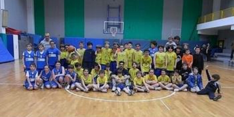 Palestra scuole medie Halbherr #1