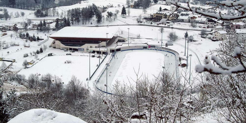 Stadio del ghiaccio - Ice Rink Pinè 