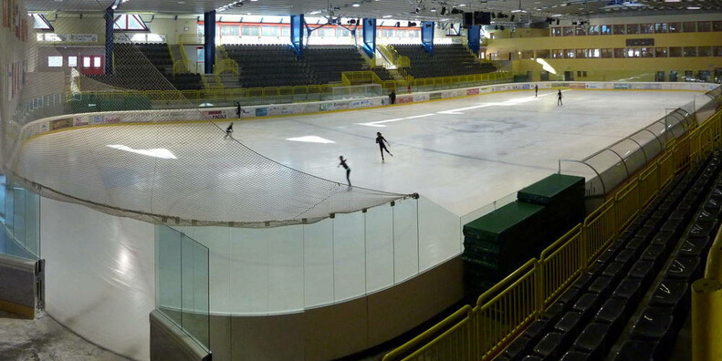 Eisstadion von Pinzolo 
