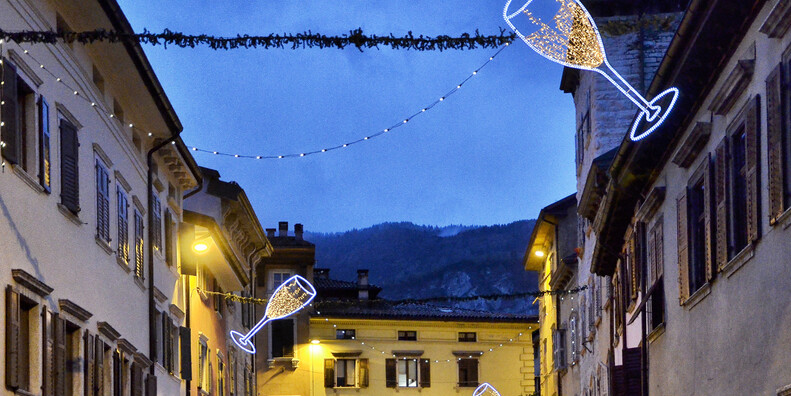 Valle dell'Adige - Trento - Bollicine su Trento 2013