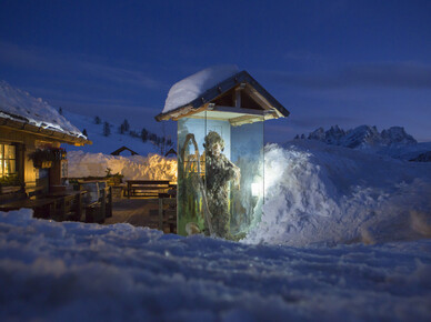 Najlepsze schroniska Gourmet z jazdą na nartach i kolacją w Dolomitach 