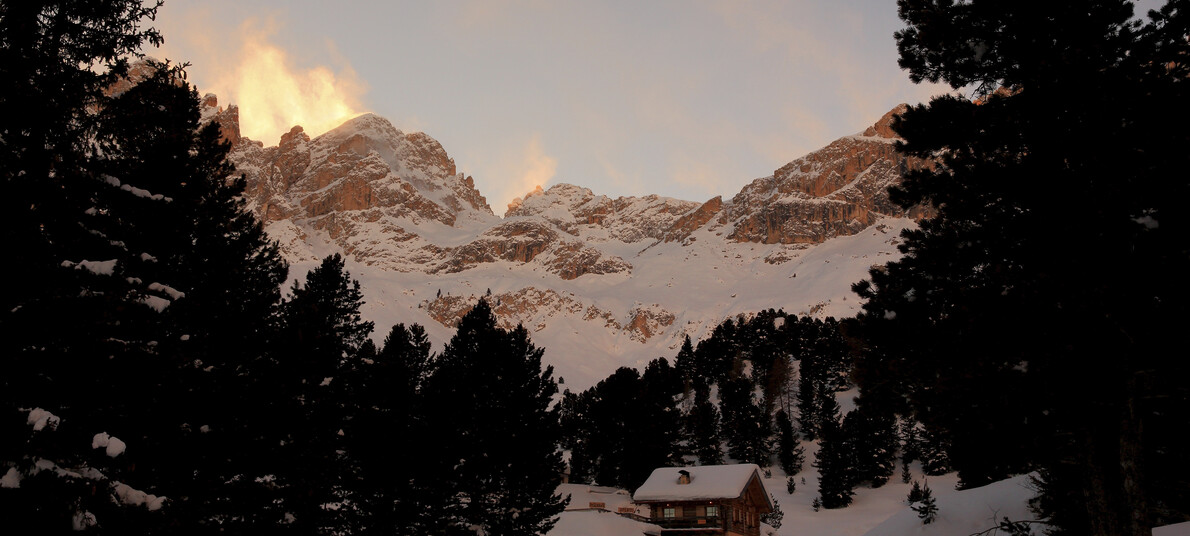 Val di Fassa - Valle del Vajolet - Baita innevata