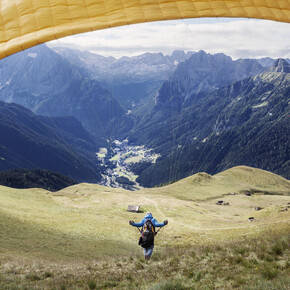 Val di Fassa - Campitello - Col Rodella - Paragliding
