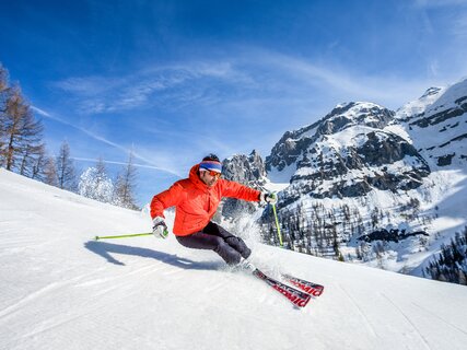 Madonna di Campiglio - Sci alpino - Sciatore in pista
