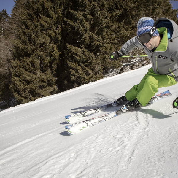 Folgaria - Passo Coe - Sciatore in pista
