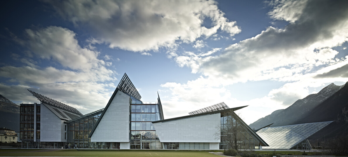 Enjoying culture on two wheels