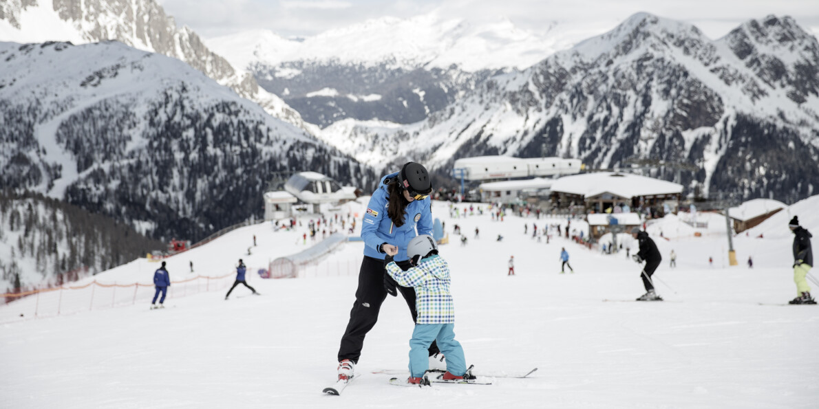 Menší lyžařské areály: spoustu zábavy na sněhu a ideální místo pro první lyžařské pokusy