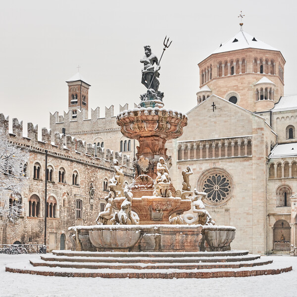 Valle dell'Adige - Trento - Piazza Duomo
