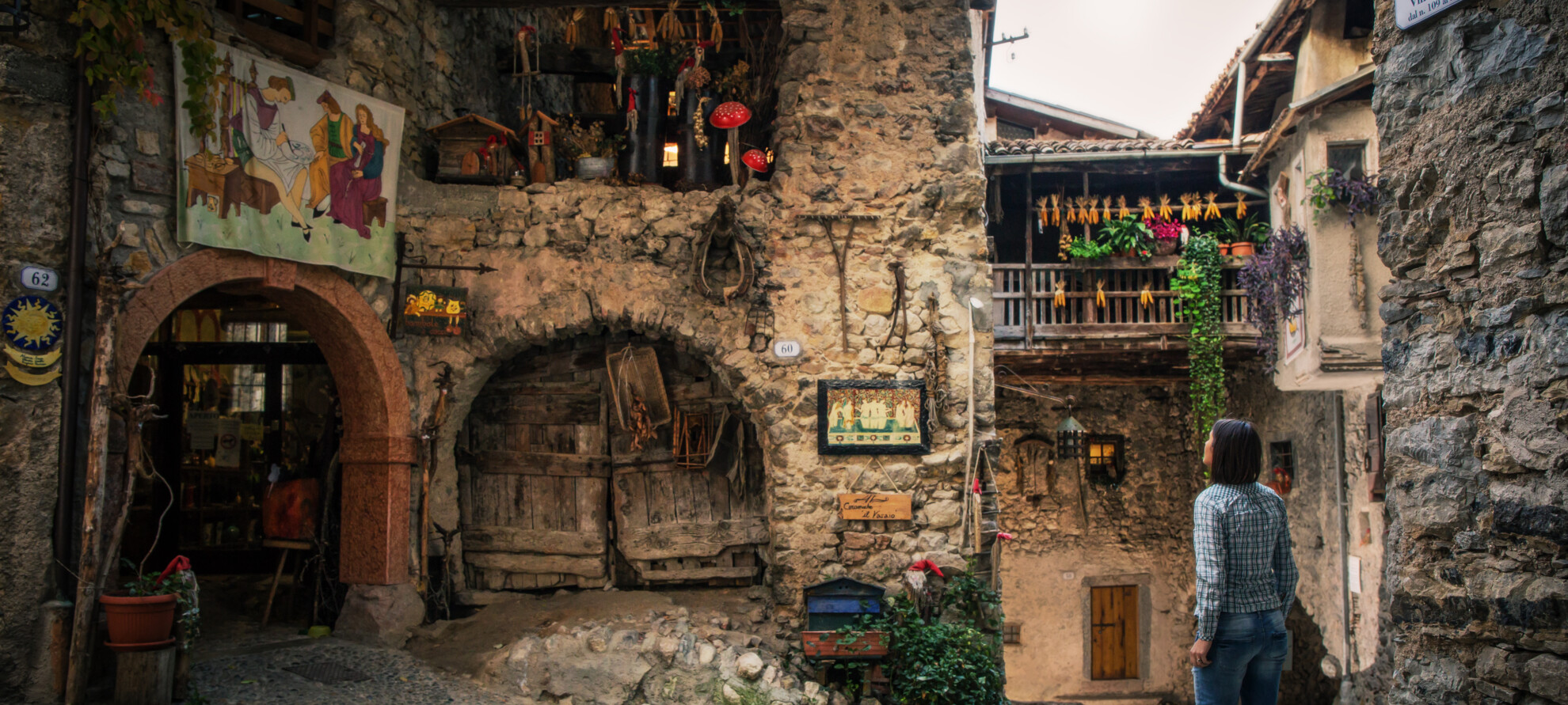 Tennosee, mittelalterliches Dorf