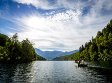 Lago di Levico, immerso nel verde dove trovare quiete e relax
