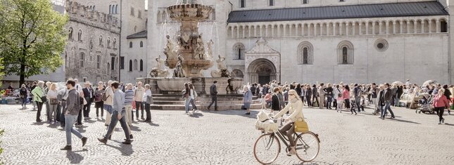 Cosa visitare a Trento, Piazza Duomo