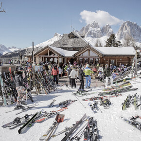 Val di Fassa - Canazei - A winter jewel for skiing