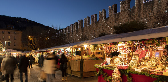 Valle dell'Adige - Trento - Piazza Fiera - Mercatini di Natale