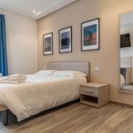 Foto Rodinný pokoj, sprcha, WC, balkón