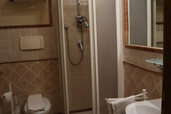 bathroom room with view of Lake Garda