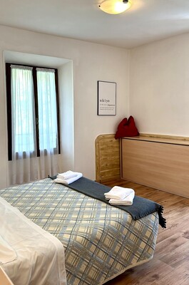 3CC5F15C-9B30-4B15-9D4F-13860C05B00B