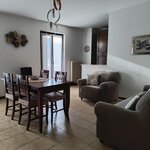 Foto di Appartamento con terrazzo vista parco