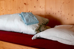 Rifugio Alimonta - Private 5-bed room with bedding