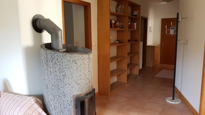 Ingresso co stufa in pietra lavica