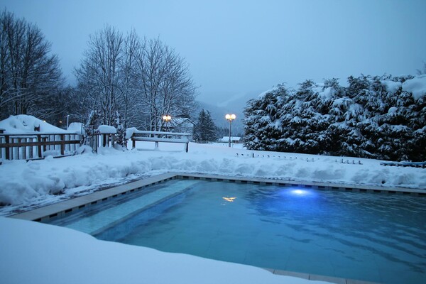 HOTEL_EGHEL_FOLGARIA_TRENTINO_INVERNO_PISCINA