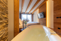 Wellness Suite 206 5