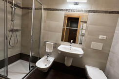 App. 16 D 01 Bagno 1