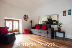 Riva del Garda Antico Pozzo salotto_1104