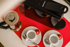 101 - Macchina del caffè Nespresso