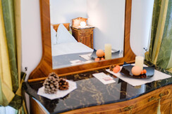 104 - Riflessi nello specchio