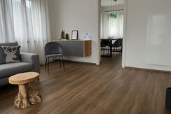 0D75F64C-E2F8-4495-B7F9-F244713F59F9-L0-001