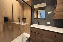 1B2973EC-615B-41E6-A4DB-1C9C09EDA0FC-L0-001