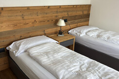 60F195C0-D1F5-4E87-AF40-75D803543213-L0-001