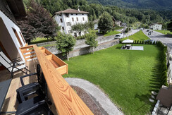 1F19C012-446B-455A-9726-DA2ABA6C140B-L0-001