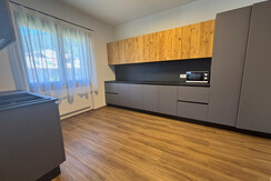 9DF78752-2E49-4619-800A-2C39EEF05558-L0-001