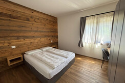 9373DDD1-CEE5-4BBA-BDC8-6129B94206E3-L0-001