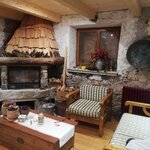  Photo of Apartment, running hot/cold water, 3 bed rooms