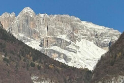 foto paesaggio montagne