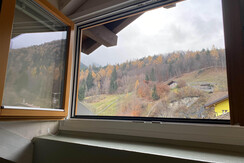 camera in mansarda vista montagna